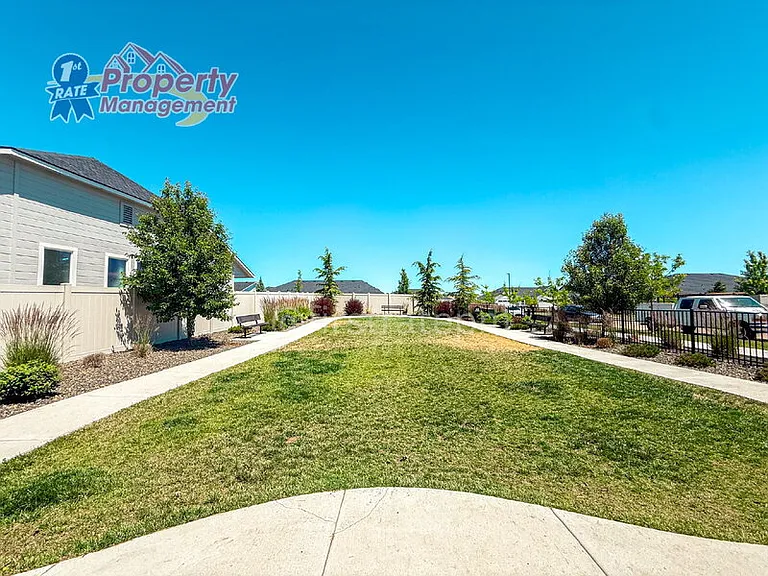 4186 S Solaris Ave — Photo 23