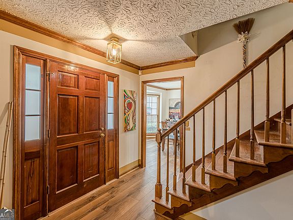 5th image of 3811 Holy Cross Ct