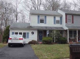 128 Wynmere Dr, Horsham, PA 19044