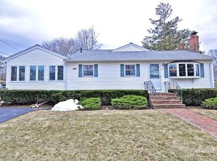 571 E Ashland St, Brockton, MA 02302