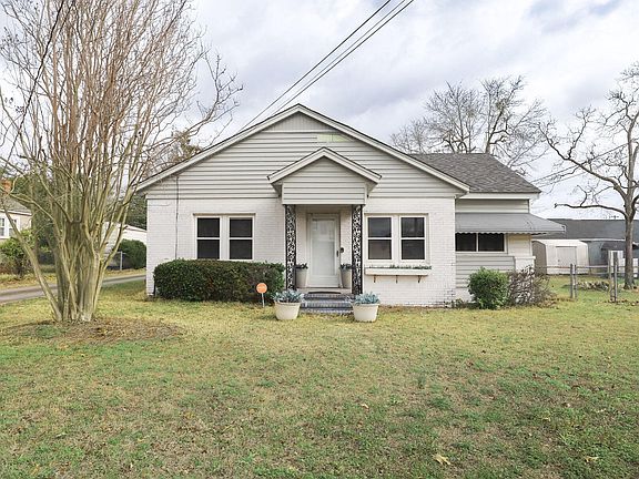 2nd image of 102 Ellis Street