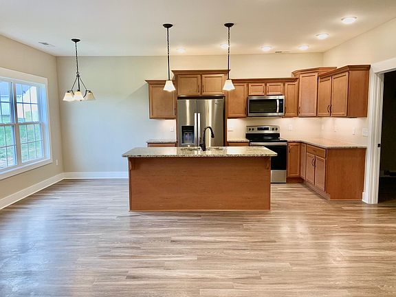 2nd image of 7249 Eagle Stone Ln