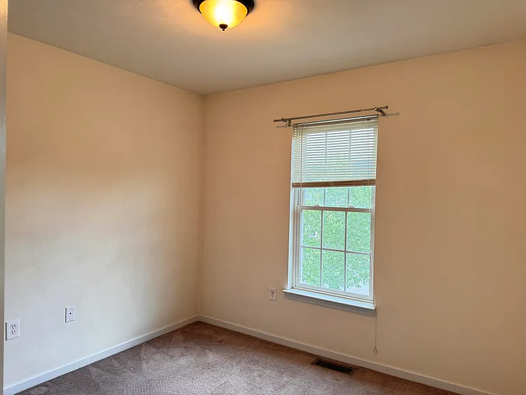 1122 Updike Rd SE — Photo 9