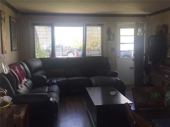 3rd image of 1509 Tillamack St