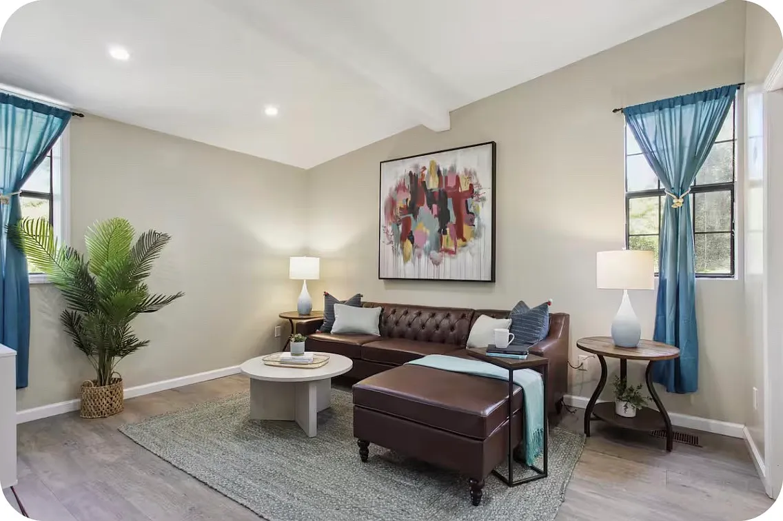 2 bed, 900 sqft, $1,500 — Photo 1