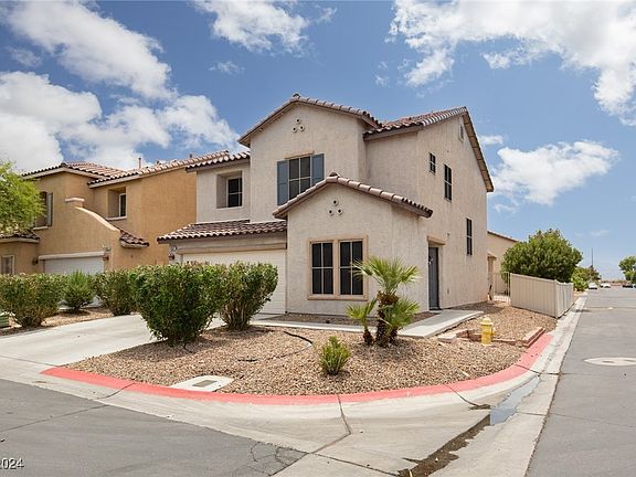 3rd image of 5947 Clover Canyon Ln