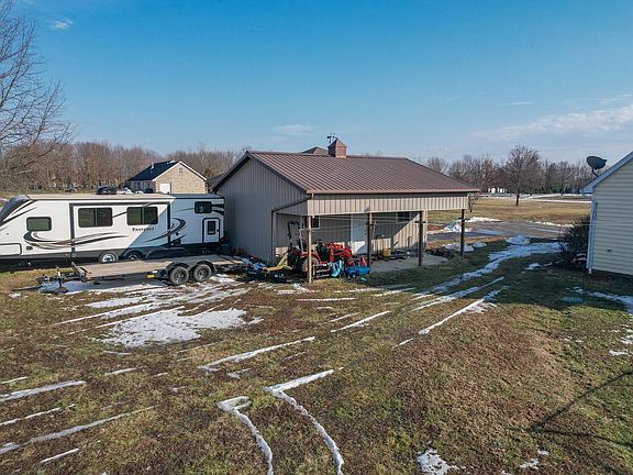 3rd image of 10144 Fisherville Rd