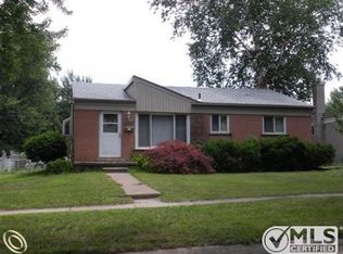 8411 Birch St, Taylor, MI 48180