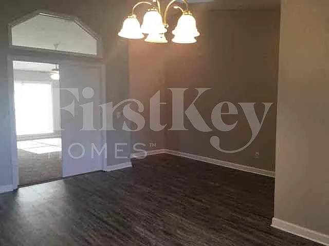 1521 Dess Dr — Photo 18