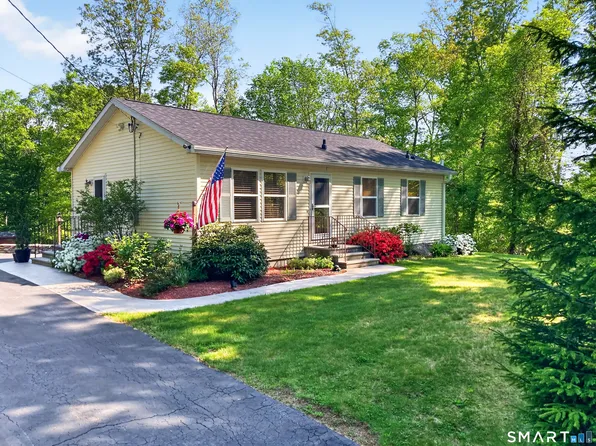 11 Providence New London Tpk, North Stonington, CT 06359