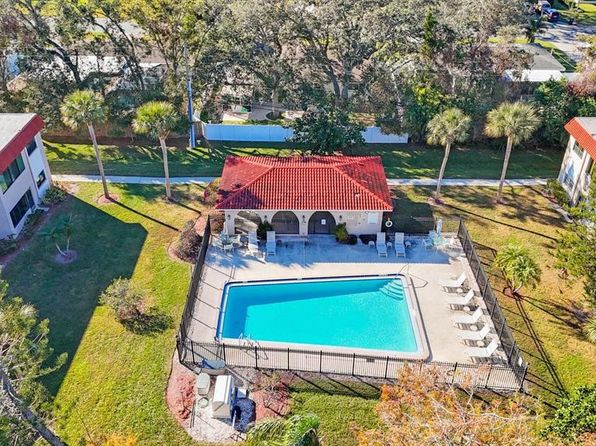 1753 Belleair Forest Dr APT E2, Belleair, FL 33756