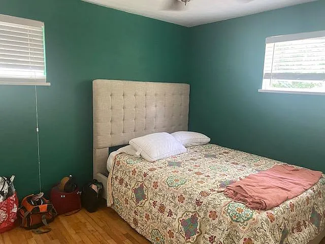 5261 Newton St — Photo 9