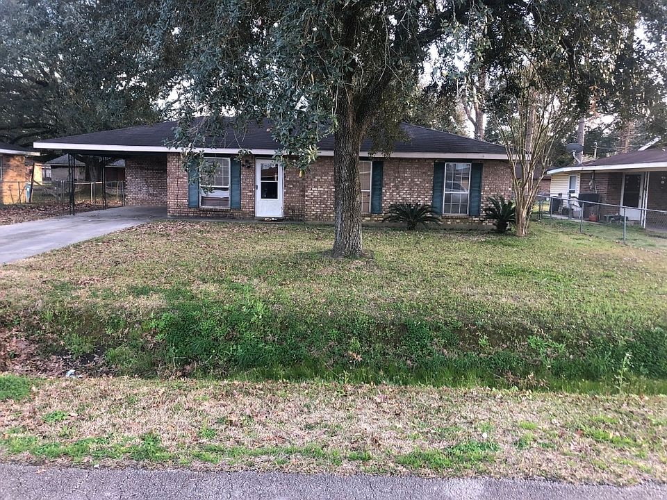 1st image of 109 Lindsey Cir