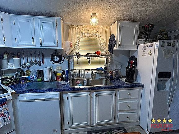 3rd image of 10081 SE 22nd Ter