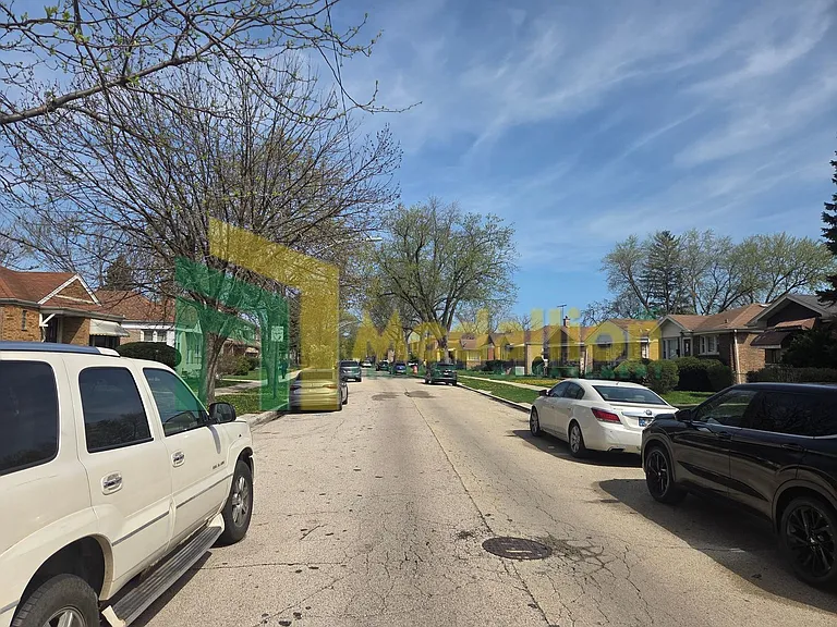 11004 S Eberhart Ave — Photo 4