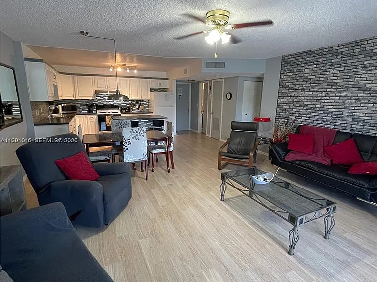 2061 NW 47th Ter #205 — Photo 36