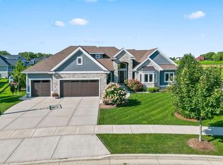 1117 Guinness St, Waunakee, WI 53597