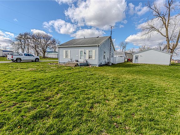 2nd image of 6090 Public Rd