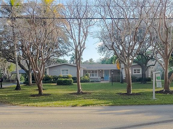 4th image of 9350 SW 120th St