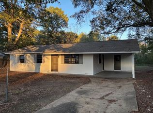 366 Concourse Rd, Columbus, MS 39702