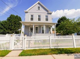 9 Orchard St, Lodi, NJ 07644