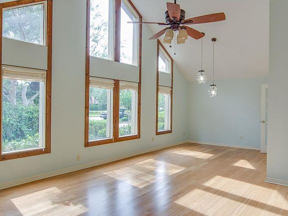 5th image of 4314 Winnipeg Ct