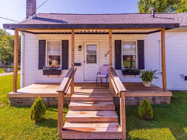 516 E 2nd St, Manchester, OH 45144