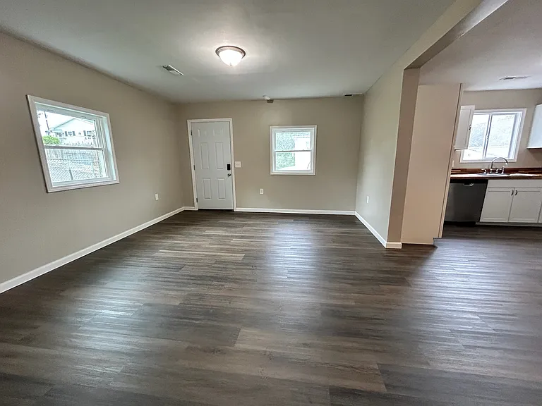 119 Kelly St #1/2 — Photo 9