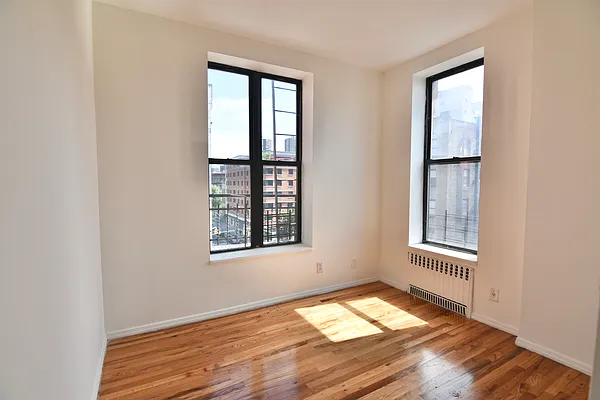 Rented by Bohemia Realty Group | media 12