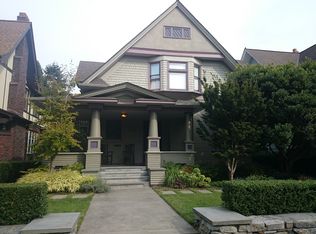 952 16th Ave E, Seattle, WA 98112