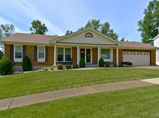 5306 Ambs Ct, Saint Louis, MO 63128