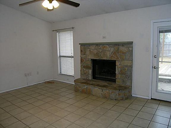 2nd image of 1407 Forest Valley Dr