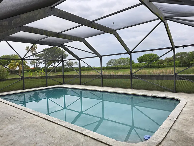 11630 Island Lakes Ln — Photo 2