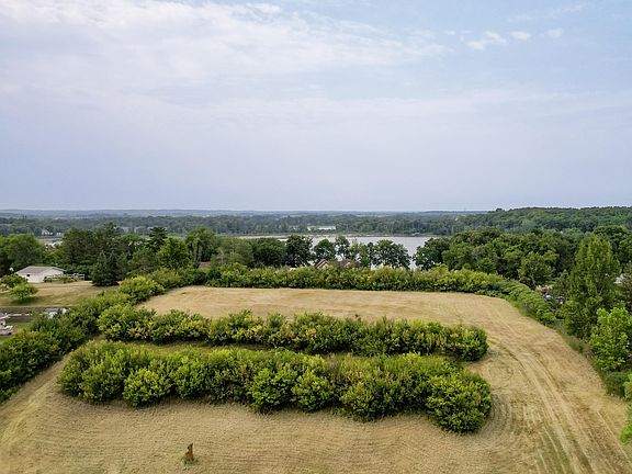 3rd image of Long Bridge Rd