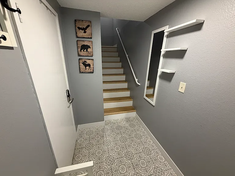 1 floor hallway