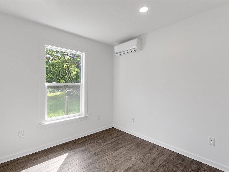 9755 Portage Trl, photo 15