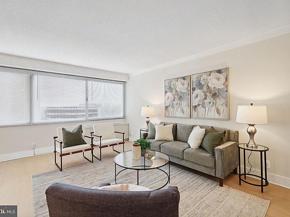 3rd image of 4515 Willard Ave APT 1506S