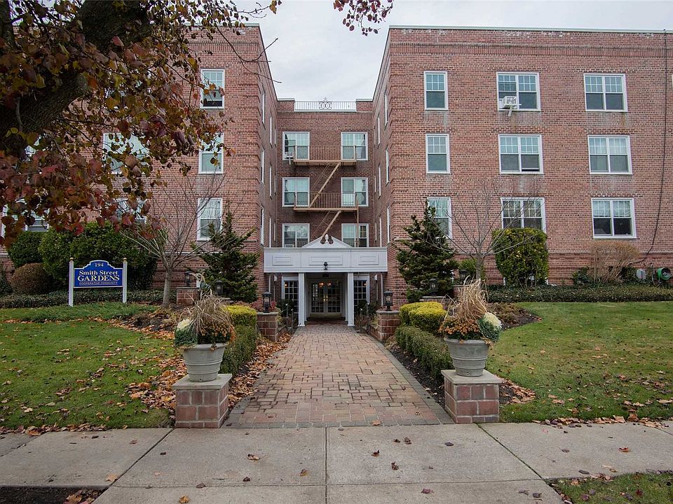 1st image of 194 Smith St APT 1A