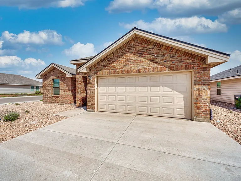 8205 E County Road 111 — Photo 19