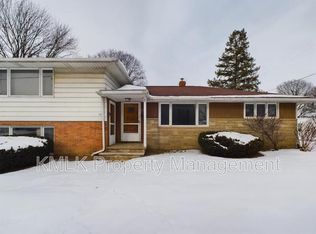 1105 38th St NW, Canton, OH