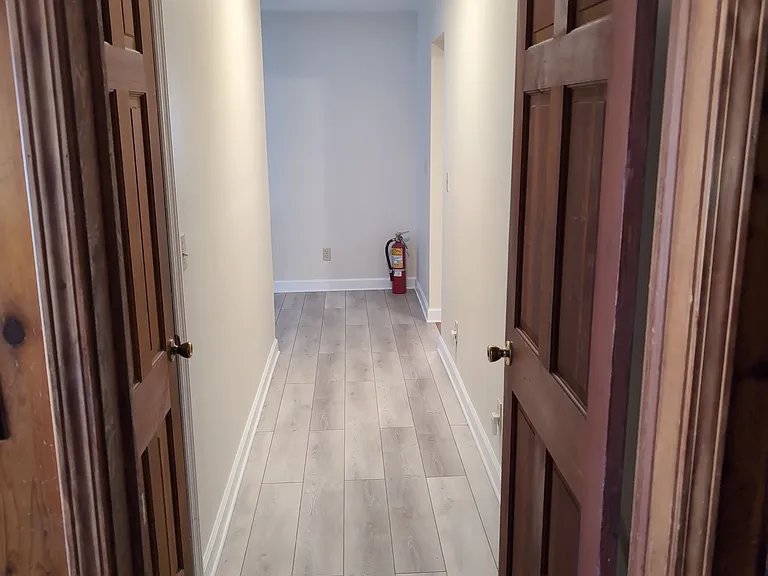 660 Emily Ln — Photo 10