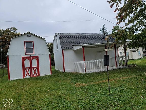 2nd image of 1735 Lower Huntington Rd