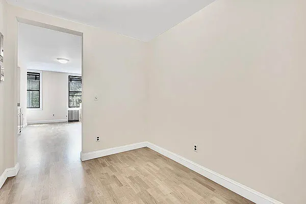 Rented by Compass | media 23