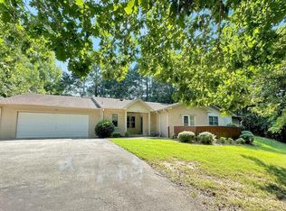 109 Glenwood Cir, South Hill, VA 23970
