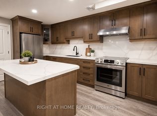 1004 Tigerlily Trl, Pickering, ON L1X0G6