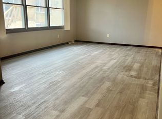 4319 26th Ave APT 3, Moline, IL 61265