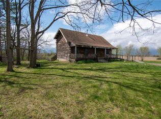 3202 Stacy Rd, Waterloo, NY 13165