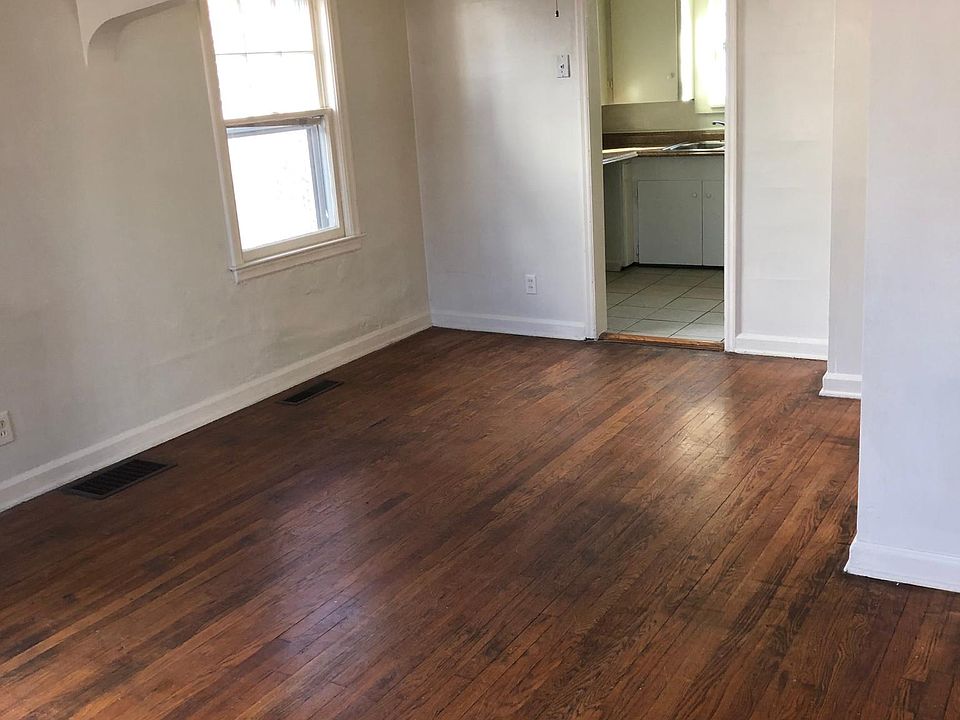 1st image of 1815 N 38th St