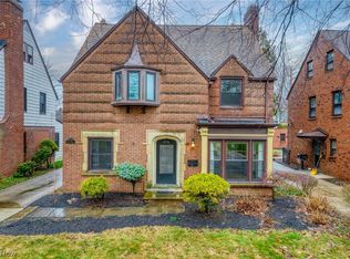 2576 Fenwick Rd, University Heights, OH 44118