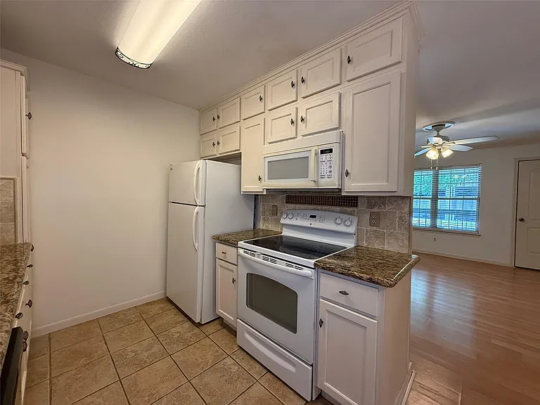 845 Augusta Dr #74 — Photo 6
